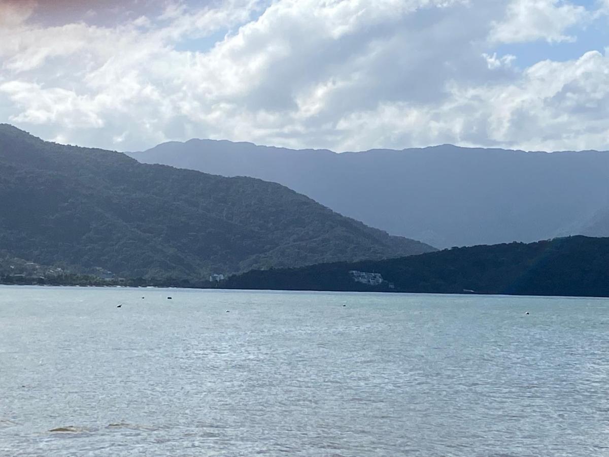 Mar Aberto Suite Ubatuba Bagian luar foto